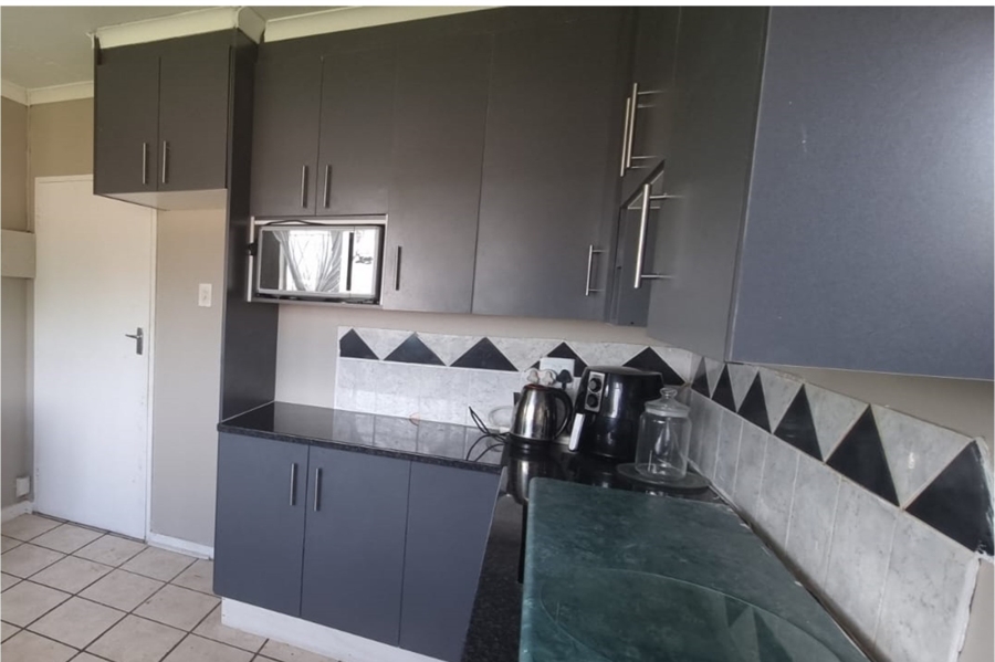 3 Bedroom Property for Sale in Cambridge Eastern Cape